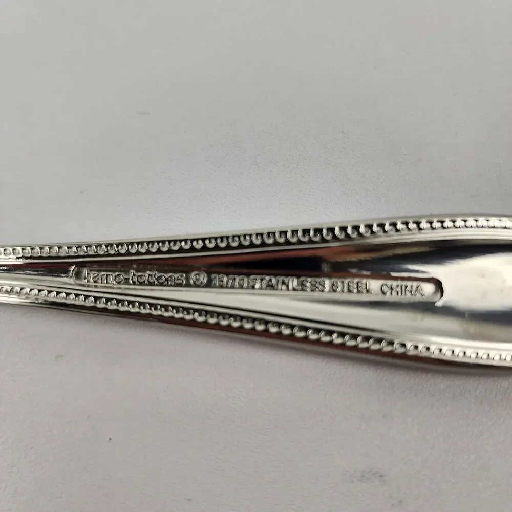 2 Temp-Tations 18/10 by Tara Old World Bead Stainless Round Tip Soup Tablespoons